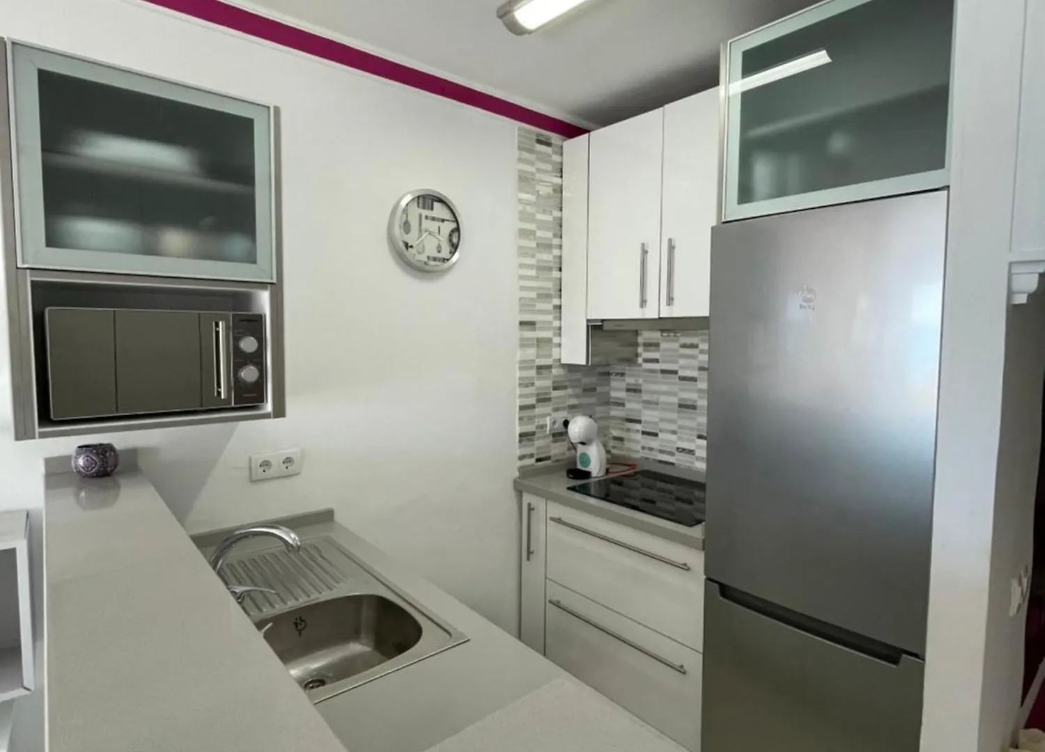 Roca Chica. Studio - First Line Beach Torremolinos Apartment
