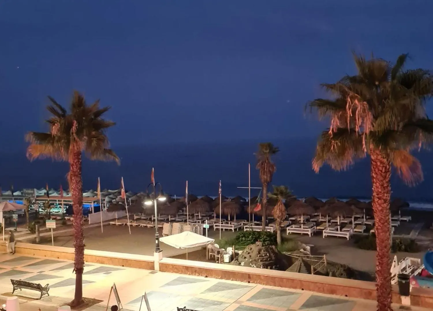 Roca Chica. Studio - First Line Beach Torremolinos