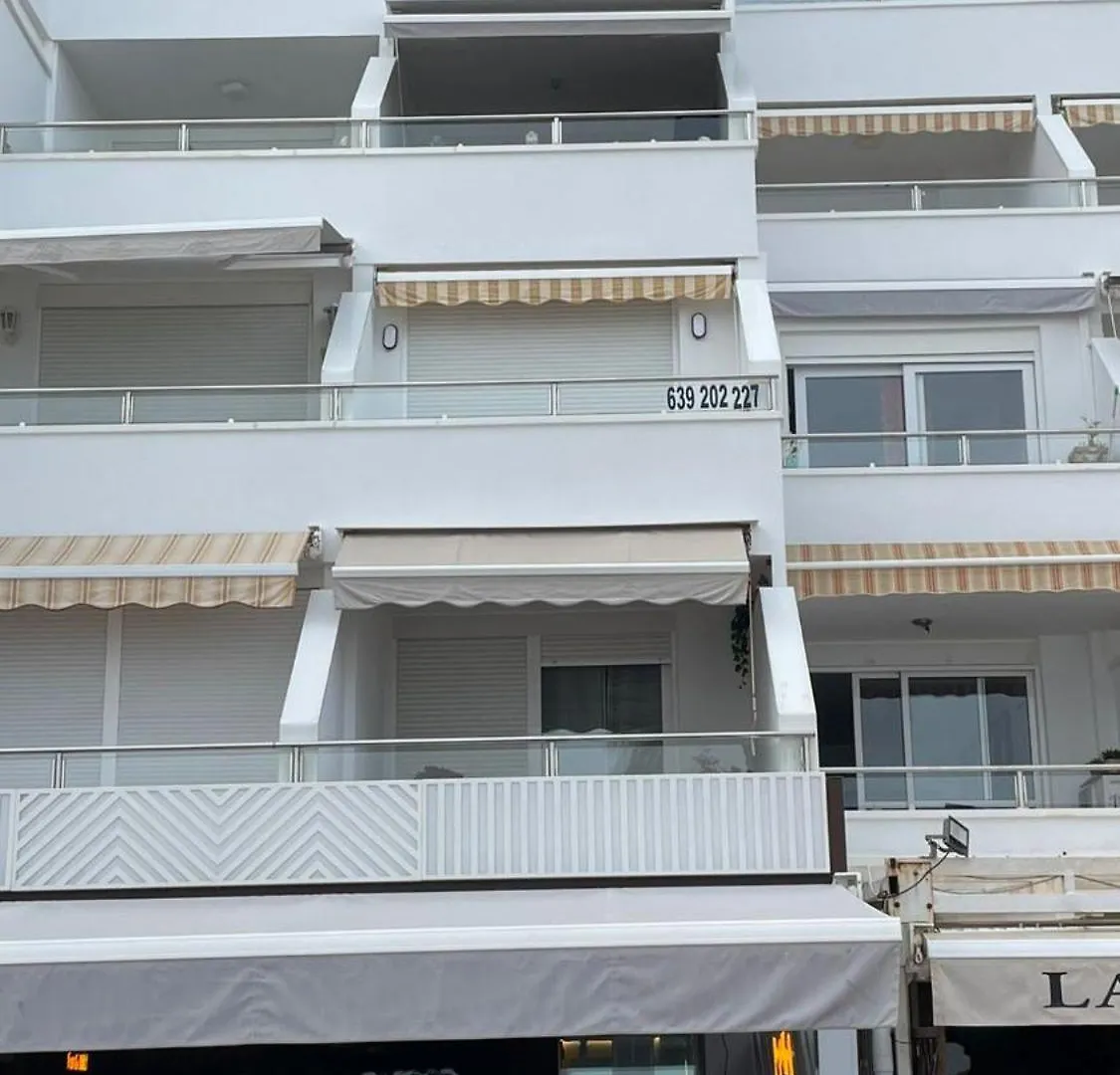 Roca Chica. Studio - First Line Beach Torremolinos 0*,  Spain